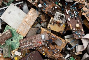 Business Electronics Disposal: Secure and Sustainable Solutions